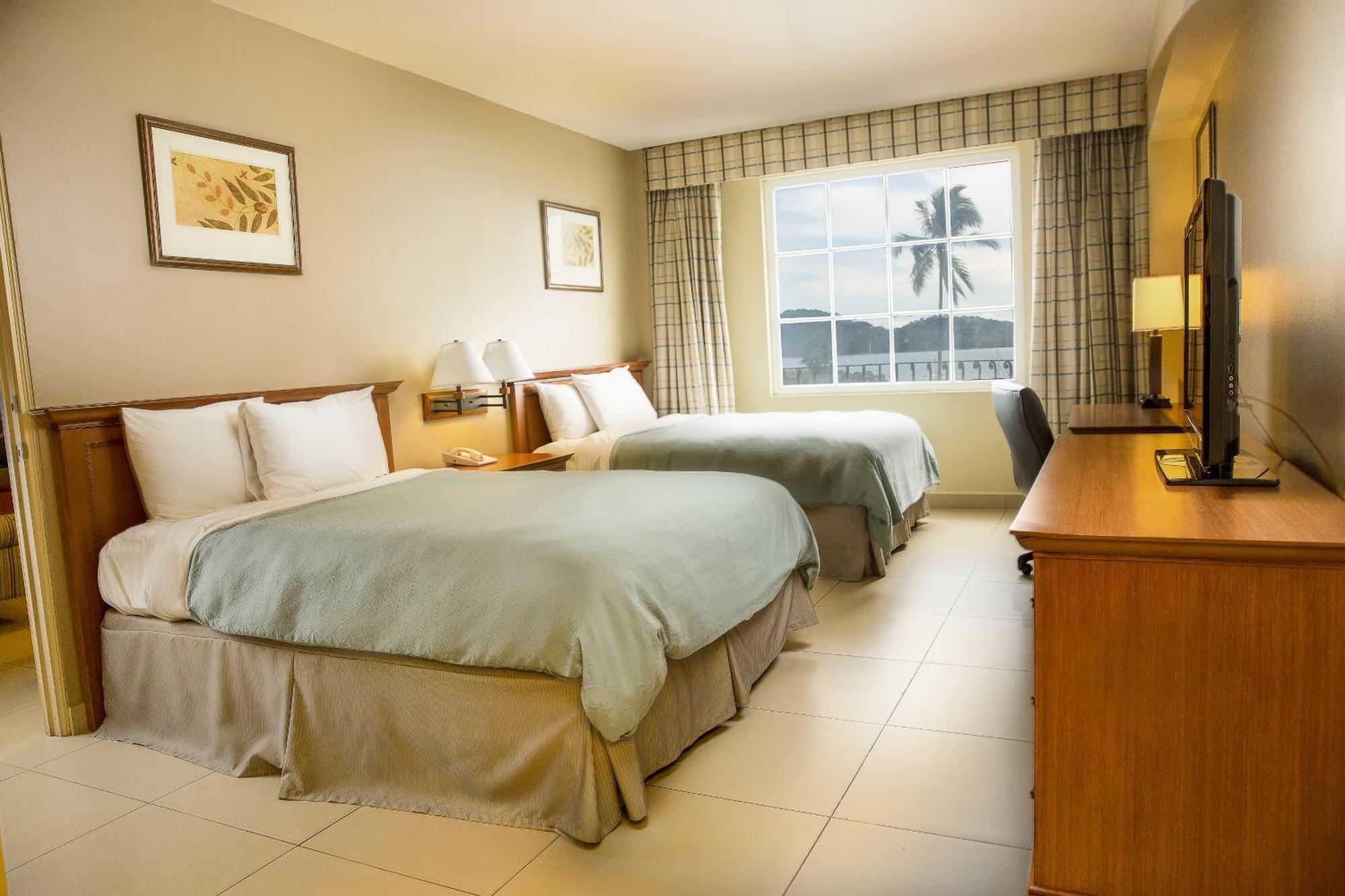 Queen Room Two Queen Beds Ocean View Non-Smoking,1277977120:JPEG